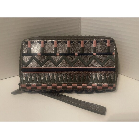 Isabella Fiore Women's Silver Multicolored Embroidered  Leather Wallet - Picture 1 of 6